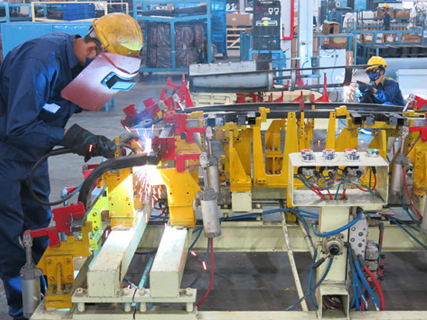 Quảng Nam lo thất thu ngân sách vì ô tô nhập khẩu