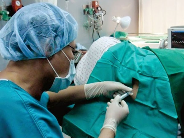 Tất tần tật những tác dụng phụ của gây tê tủy sống khi sinh mổ mẹ không thể làm ngơ