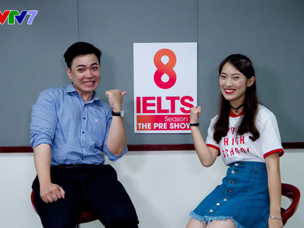 Khánh Vy khiến cư dân mạng ngưỡng mộ khi xuất hiện trong vai trò host chương trình 8 IELTS trên sóng VTV7