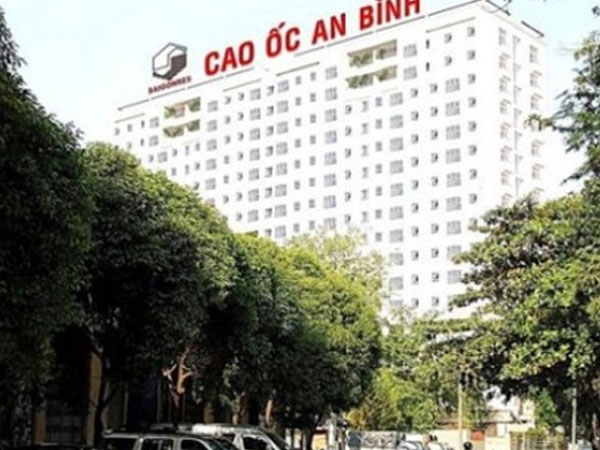 Nhiều chủ đầu tư “chây ì” làm sổ hồng cho người dân bị “bêu tên”