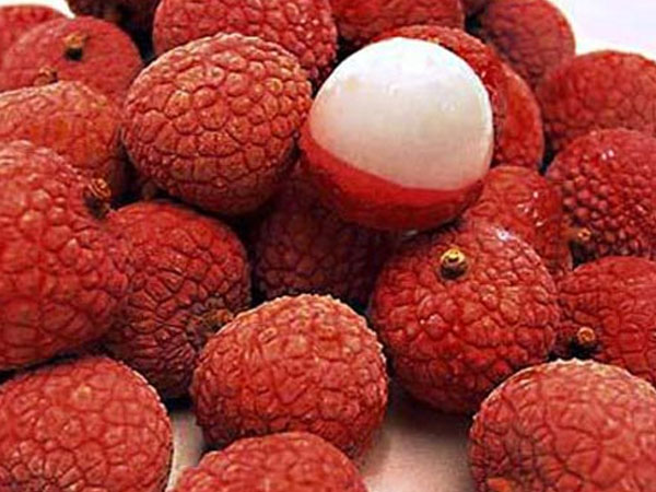 Những thời điểm ăn vải gây hại cho cơ thể