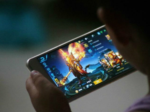 Công ty Trung Quốc mất 17 tỷ USD vì bài viết nói game là "chất độc"