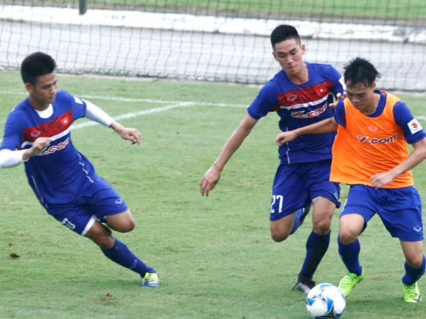 Tiến Dụng thừa nhận nhát bóng sau chấn thương