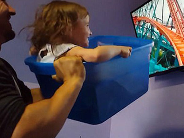 Ông bố nghèo mang con đến Disneyland theo cách đặc biệt