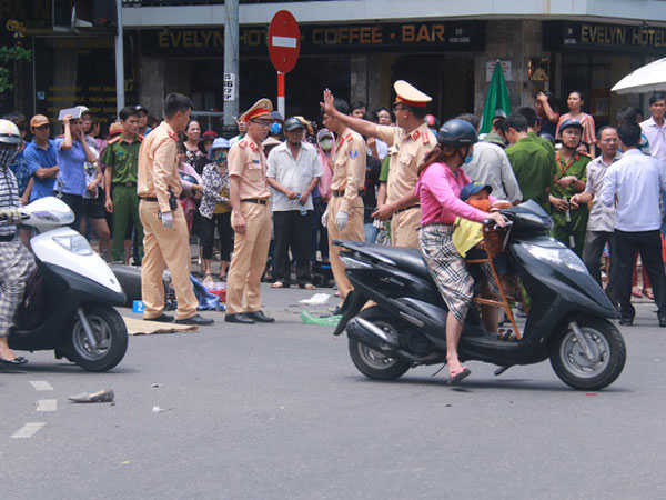 Tai nạn liên hoàn giữa trung tâm Đà Nẵng, 3 người thương vong