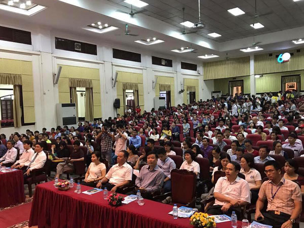 Hiệu trưởng ĐH Kinh tế quốc dân: Điểm trúng tuyển dự kiến có thể tăng từ 0,5 - 1,5 điểm