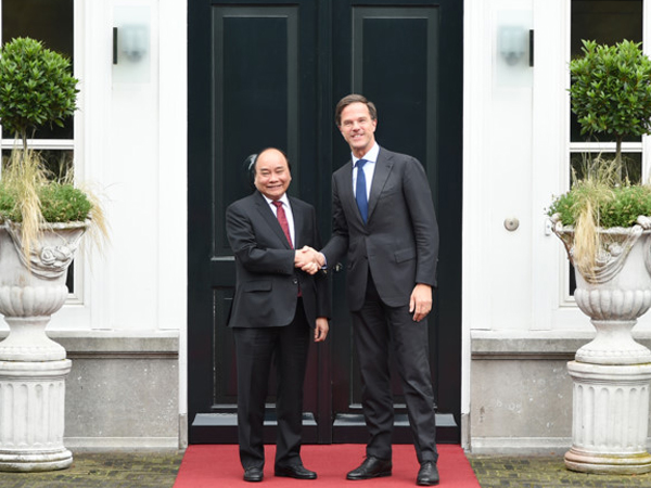 Thủ tướng Nguyễn Xuân Phúc hội đàm với Thủ tướng Hà Lan Mark Rutte
