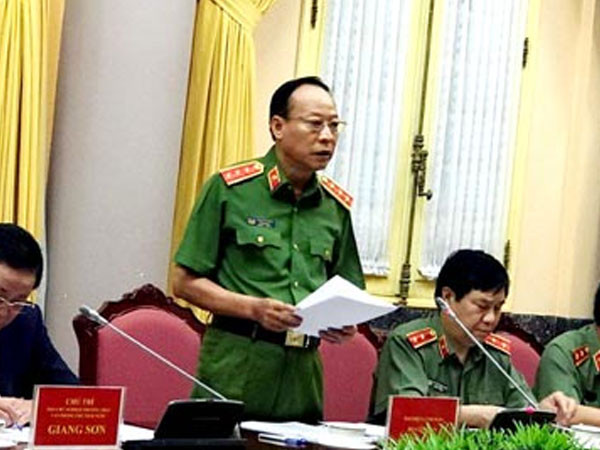Bí thư, chủ tịch tỉnh không được có cảnh vệ