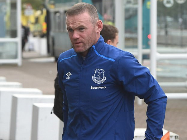 Rooney cùng đồng đội lên đường du đấu hè 2017