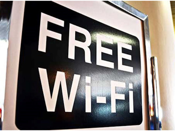 22.000 người đăng ký dọn nhà vệ sinh vì Wi-Fi miễn phí