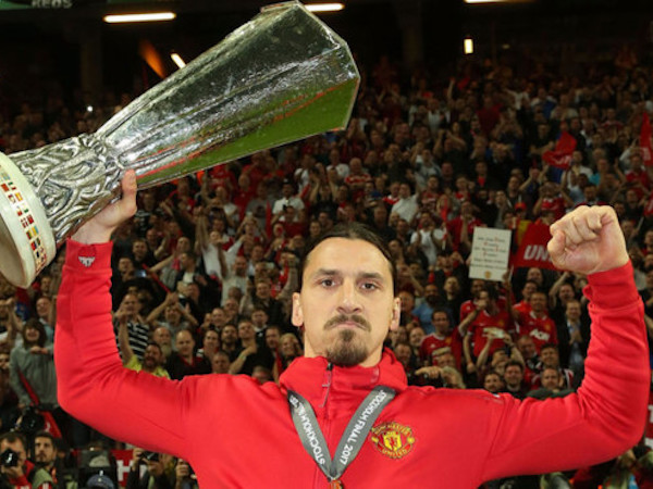 Mourinho mở rộng cửa đón Ibra trở lại Man United