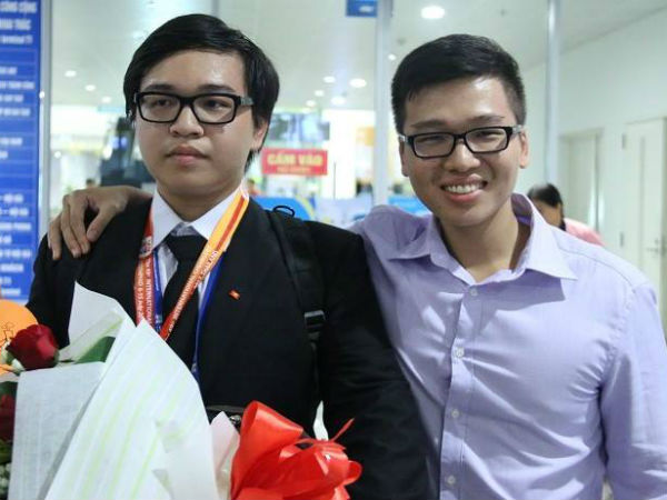Nhà có 2 anh em đều giành huy chương Olympic quốc tế