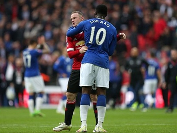 Rooney gửi lời cảnh báo cho Lukaku tại Old Trafford