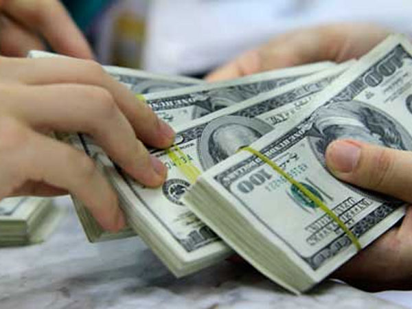 Hạn chế "dòng vốn nóng": Người nước ngoài được gửi tiền tại ngân hàng Việt