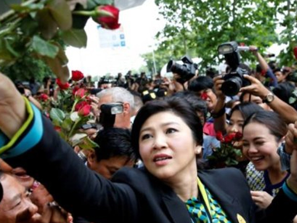 Án sắp tuyên cho bà Yingluck nhưng họ Shinawatra vẫn còn mạnh