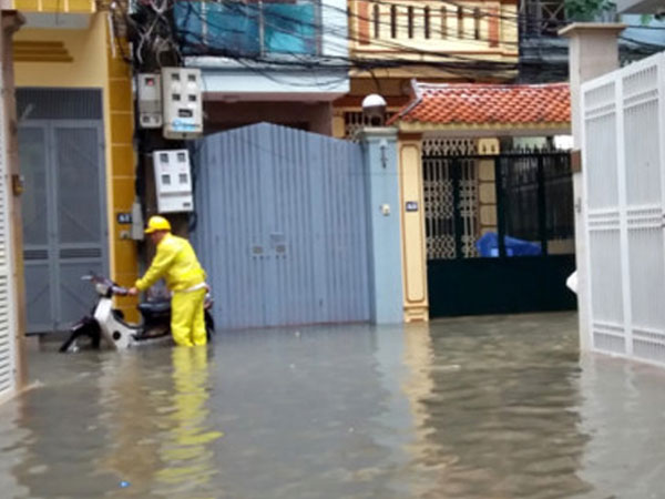 Tổ dân phố 44, phường Yên Hòa (Cầu Giấy, Hà Nội): Sống chung với ngập lụt đến bao giờ?