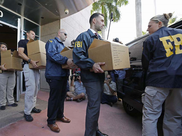 FBI đưa ra ánh sáng những phi vụ đen của FIFA