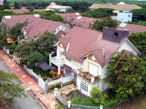 Biệt thự, nhà phố "bị bỏ quên" ở đô thị cách Sài Gòn 20 km