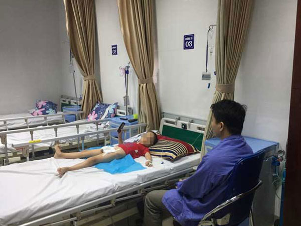 Công an vào cuộc vụ hàng chục bé trai bị sùi mào gà sau cắt bao quy đầu