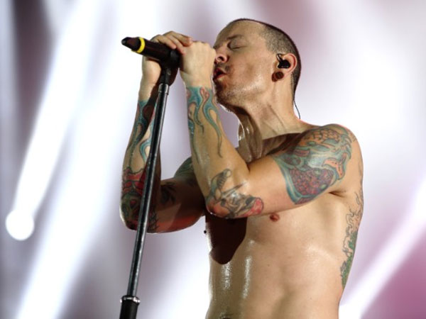 Cùng nghe lại bản hit "In The End" của Linkin Park qua 183 bộ phim!