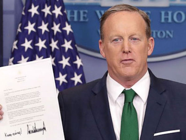 Phát ngôn viên Nhà Trắng Sean Spicer từ chức