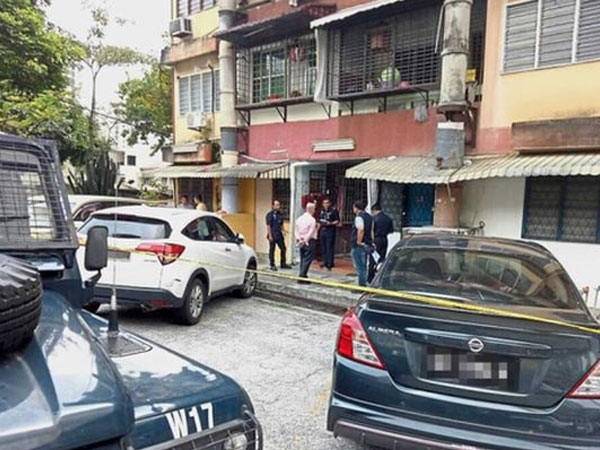 Một phụ nữ Việt Nam chết tại Malaysia với súng trong tay
