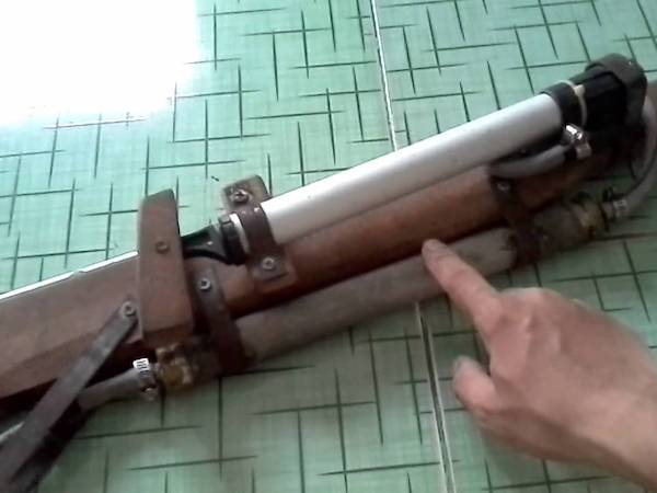 Nam thanh niên bắn cảnh sát bằng súng tự chế