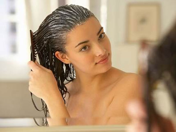 Tóc khô và xơ rối? Thử bôi 2 loại quả này lên tóc đi, mượt như vừa đến salon phục hồi tóc luôn