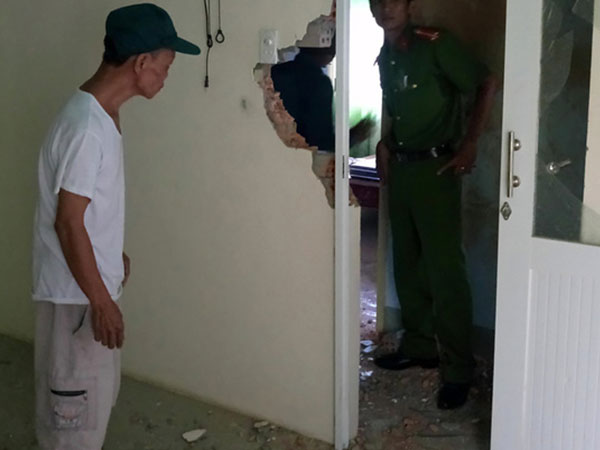 Vụ nổ hư hỏng nhiều nhà dân: Trung đoàn Không quân 937 hỗ trợ thiệt hại