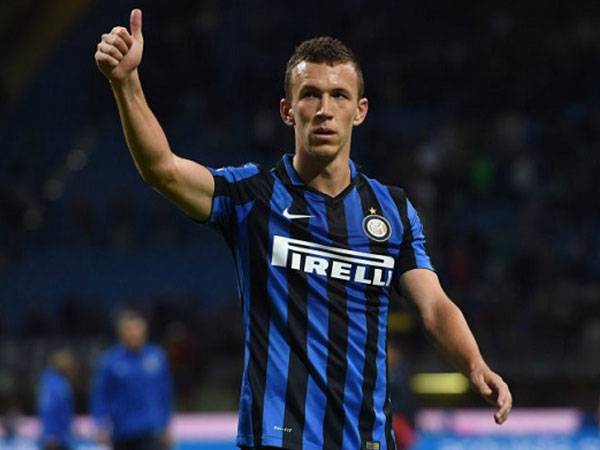 Inter ra điều kiện với MU ở vụ Ivan Perisic