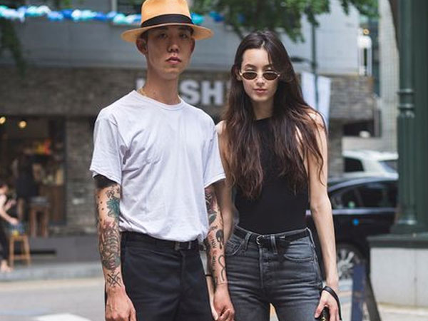 Trắng đen "chiếm lĩnh" street style của dàn tín đồ thời trang Hàn Quốc