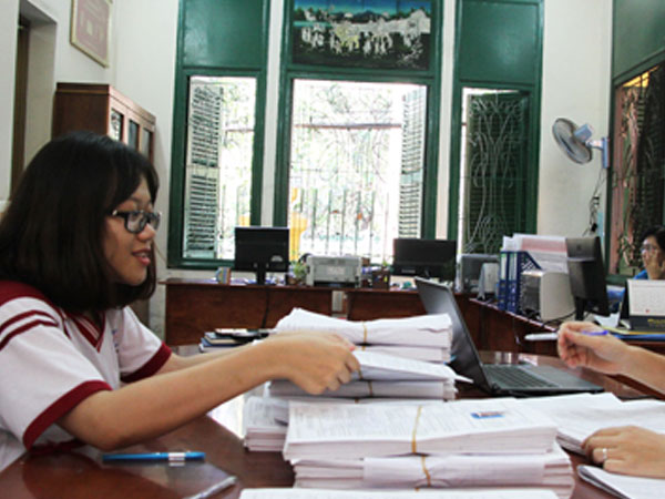 Điểm chuẩn nhiều đại học ở TP HCM dự kiến tăng 1-3 điểm