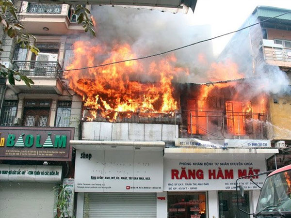 Hiểm họa hỏa hoạn từ "chuồng cọp" giăng khắp Thủ đô