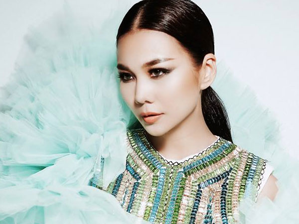 Thí sinh Next Top bị chê vô văn hóa, Thanh Hằng đứng ra bênh vực