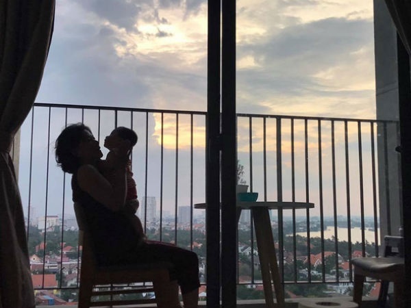 Nghẹn đắng câu chuyện vợ chở chồng đi an ủi cô bồ nhí đang đòi tự tử