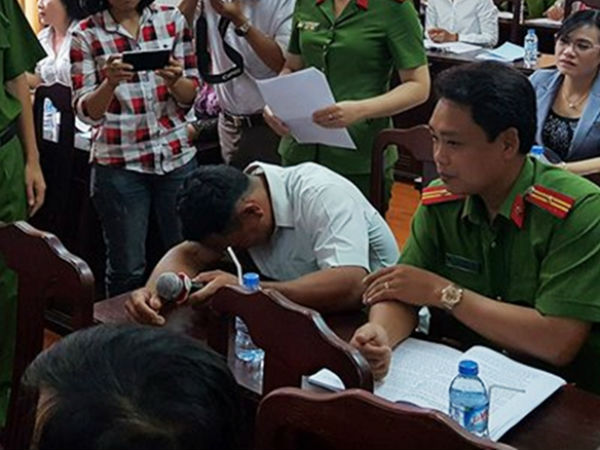 Người cha nghèo Sóc Trăng có con bị xâm hại: “Khi biết con bị cưỡng kiếp, tôi khóc cả ngày”