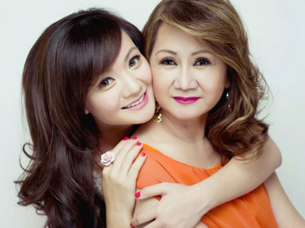 "Bé" Xuân Mai - Từ tài năng âm nhạc đến bà mẹ hai con ở tuổi 22