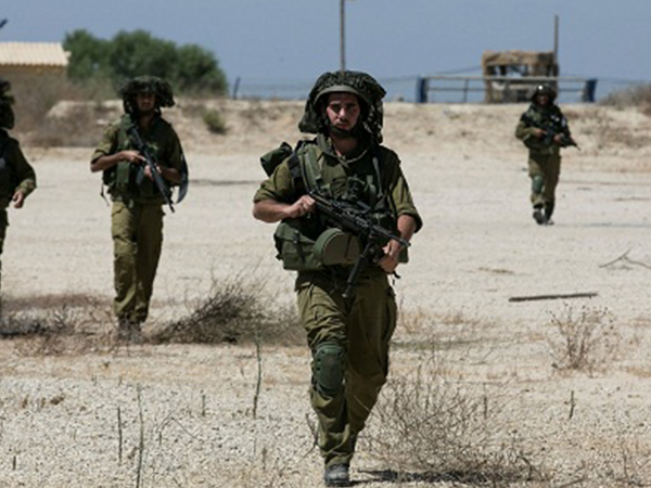 Bị bắn trúng lựu đạn, lính Israel sống sót thần kỳ
