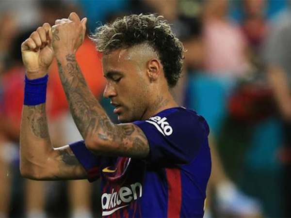 Neymar không đến Qatar kiểm tra y tế với PSG