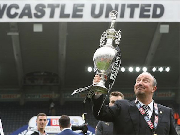 Rafa Benitez dễ bị sa thải nhất ở Ngoại hạng Anh mùa mới