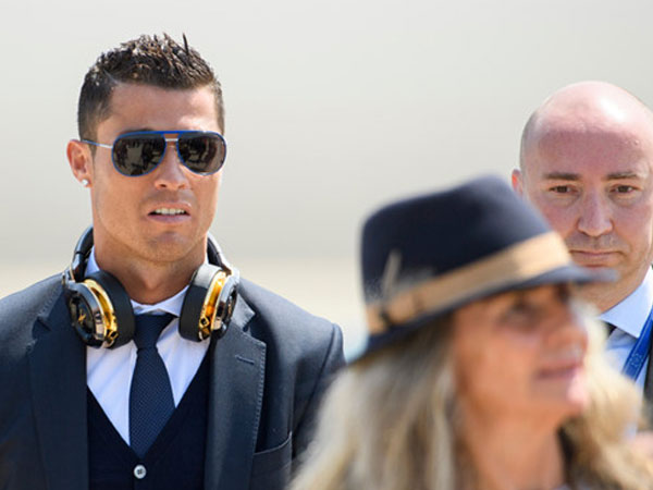 Ronaldo có nguy cơ đi tù 15 năm, nộp phạt 75 triệu euro