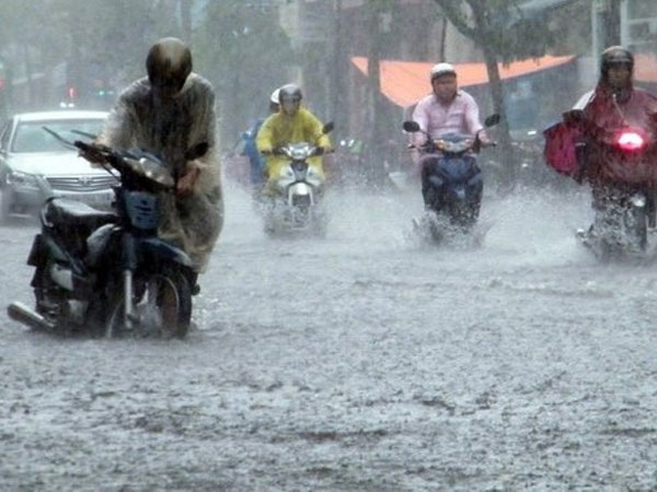 Hà Nội hạ 7 độ, mưa dông diện rộng đến hết tuần