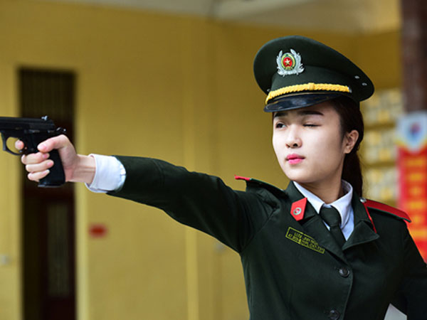 Vì sao điểm chuẩn trường công an, quân đội vượt 30?
