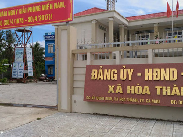 Vụ vợ phó bí thư xã được xét hộ cận nghèo: Kỷ luật 2 lãnh đạo