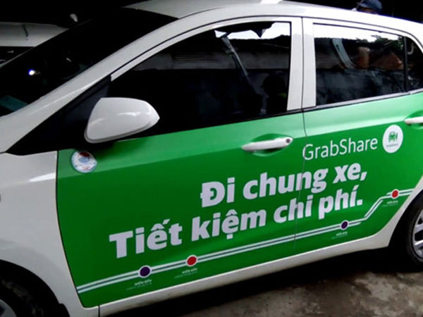 Bộ Giao thông Vận tải: UberPOOL và GrabShare giống như xe dù trá hình