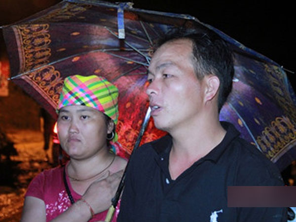 Lũ quét kinh hoàng ở Mù Căng Chải: “Vợ con cháu chết hết rồi, cô chú ơi”