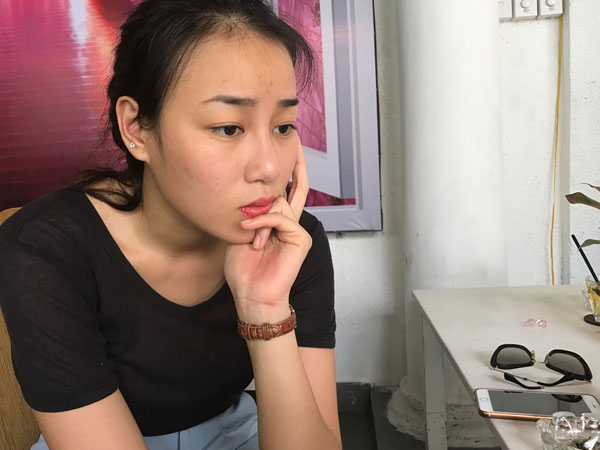 Người đẹp Việt tố chồng đại gia bạo hành, cướp con