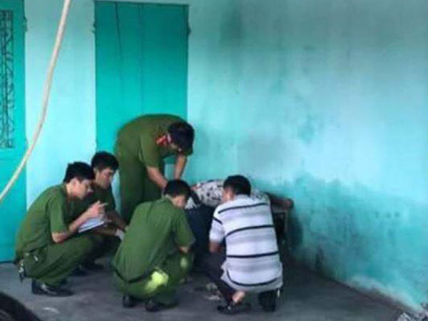 Hải Dương: Phát hiện nam thanh niên chết gục bên đường