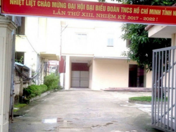 Bí thư Tỉnh ủy Ninh Bình chỉ đạo xác minh, xử lý vụ Giám đốc Sở tát lái xe