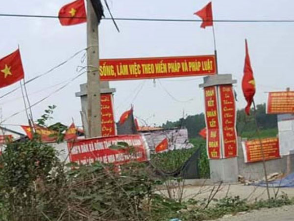 Chiêu "ăn đất" của cán bộ ở "điểm nóng" Đồng Tâm